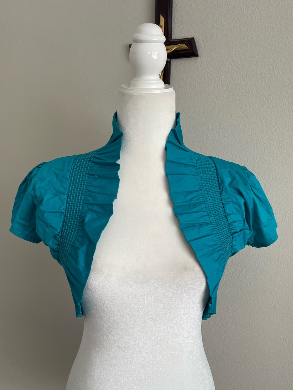 Women's Teal Ruffled Short-Sleeve Bolero Shrug